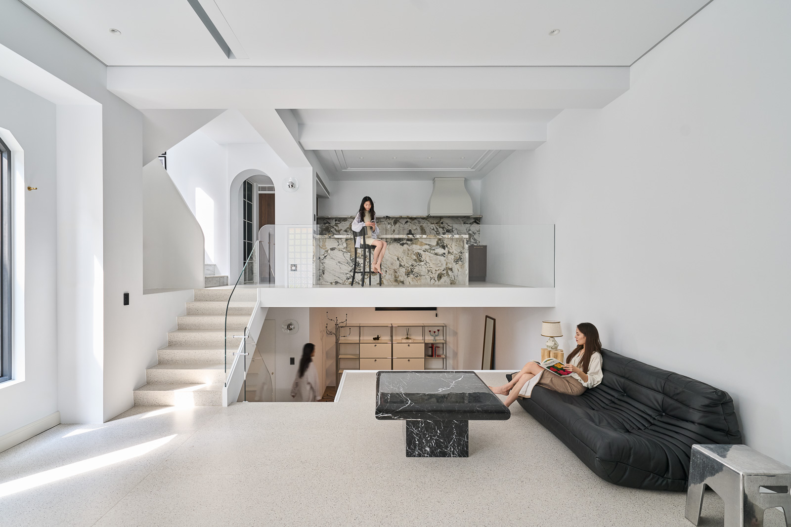 Z HOUSE 2F